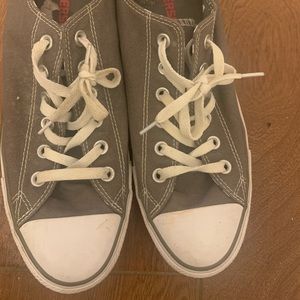 Converse sneakers size 10